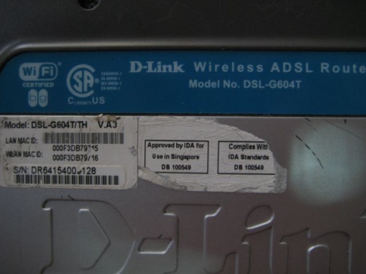 ขาย wireless Router D-Link DSL-G604T adsl 4 port ครบทุกอย่างในตัวเดียว มือสองใช้งานปกติ เป็นAll in one นะครับ คือมีทั้ง Modem ADSL + HUB 4 Port + Wireless  พร้อมอะแดปเตอร์