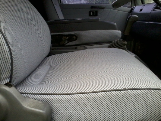 ขายหกล้อHINO 2WHKA ห้างแท้ ขายหกล้อHINO 2WHKA ห้างแท้