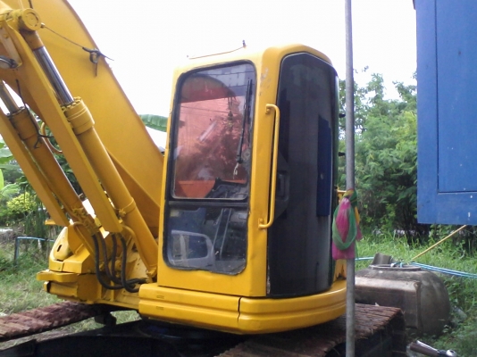 KOMATSU PC128