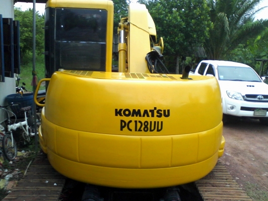 KOMATSU PC128