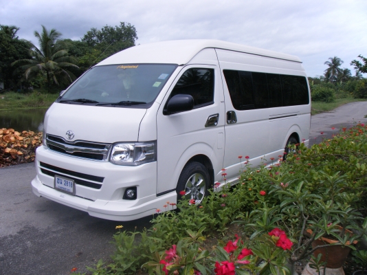 ประกาศ !!!!!!!!!!            รถคันนี้ถูกนาย ยงยุทธ ตุ้มทอง หลอกซื้อดาวน์ไป ผู้ใดพบเห็นกรุณาแจ้ง 0892095791(หายไปในย่านนนทบุรี)