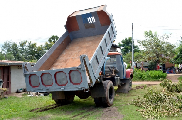 ขายรถสิบล้อ ดัมพ์  ISUZU