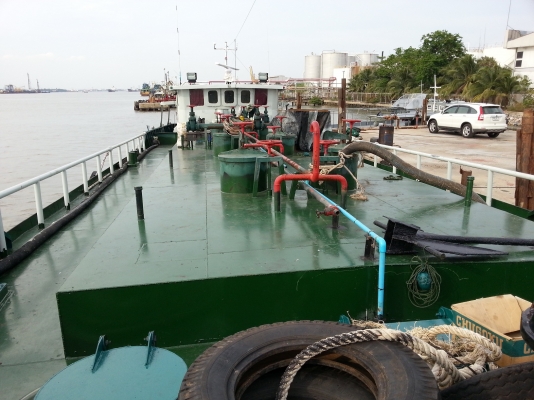 ขาย เรือบรรทุกน้ำมัน 350000 ลิตร
