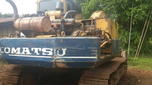 ขายแบ็คโฮPC120-3สภาพดีโทร0811838154 0843923995 ขายแบ็คโฮPC120-3สภาพดีโทร0811838154 0843923995