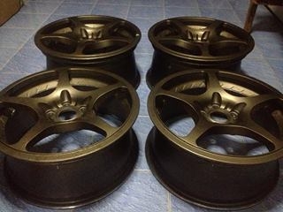 ขายล้อ ชาเล้นท์ แท้ ขอบ18 5/114 กว้าง8.5-9.5 ถูกๆครับ 17000