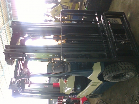 ขายรถไฟฟ้าแบบ4ล้อนั้งขับ ขายรถไฟฟ้าแบบ4ล้อนั้งขับ