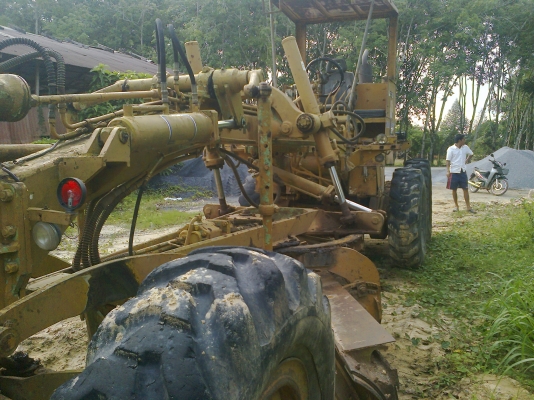 ขายรถเกรดGD37-5KOMATSU