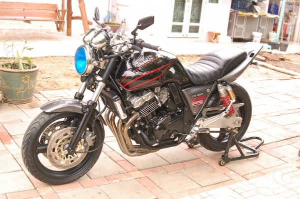 --ขาย CB400 ดำดุ ทะเบียนแท้โอนขนส่ง ท่อสูตรของแต่งเพียบสภาพสวยๆช้าอดนะครับ--