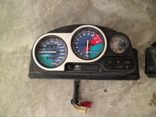 ขายไมล์ เซอร์