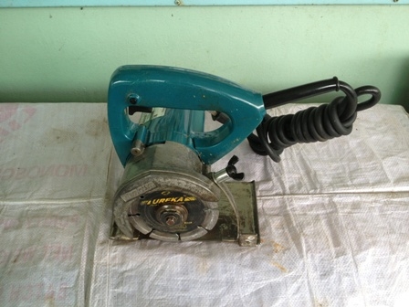 ขายเครื่องตัดคอนกรีต makita 4100NH 4"