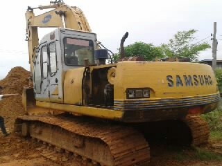 หกล้อIHNO KM779 ติดเครน3ตันพร้อมใช้งาน