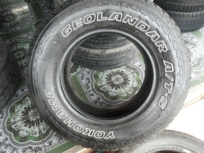 ขายยาง245/70/16 ปี 1112 YOKOHAMA GEOLANDAR  A/T-S   1  ชุด