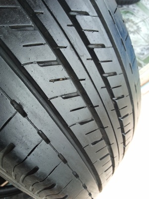ขายยาง205/70/15 ปี 10 BRIDGESTONE DURAVIS R611   1 คู่
