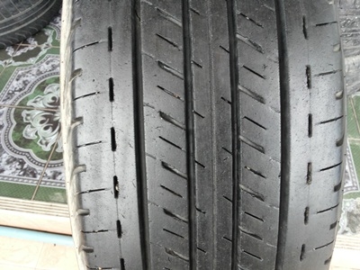 ขายยาง215/70/15 ปี 10 BRIDGESTONE DURAVIS R611   1 ชุด