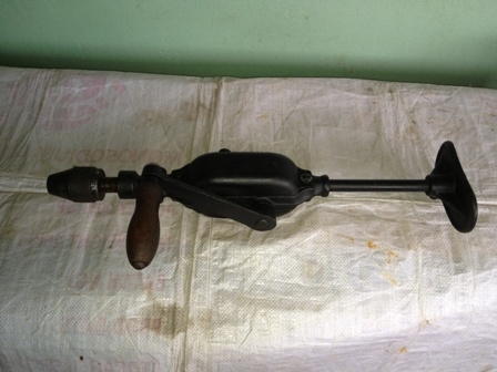 ขายสว่านมือหมุน 13 mm.ของเก่าสะสม