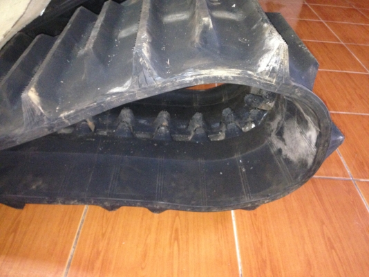 ขายแทรกรถเกี่ยว KUBOTA DC68 ถูกๆๆครับ