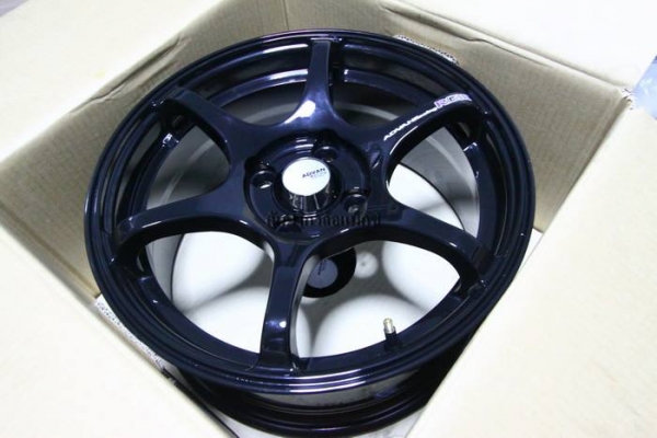 แม็กซ์ใหม่15" Advan Rg3 สีดำเงา 4รู100 กว้าง6.5 ออฟ38