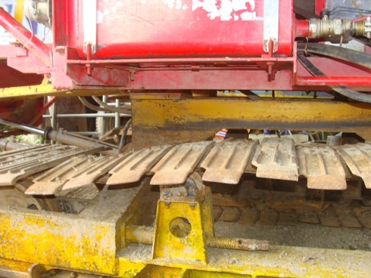 ขายรถเกี่ยวข้าว เกษตรพัฒนา ช้าง ปี 2550 ขายรถเกี่ยวข้าว เกษตรพัฒนา ช้าง ปี 2550