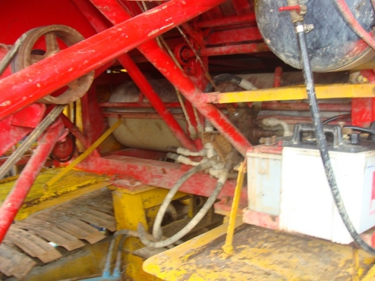 ขายรถเกี่ยวข้าว เกษตรพัฒนา ช้าง ปี 2550 ขายรถเกี่ยวข้าว เกษตรพัฒนา ช้าง ปี 2550