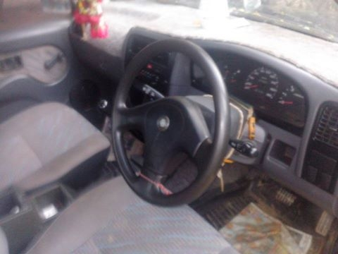 นิสสัน BIG M ปี 2541 ฝาแดงมาแล้ว