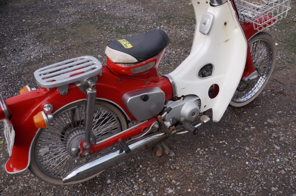 ขาย HONDA C โครงเป็น CM 90 แฮนตรง ยางขอบขาว เครื่องเดิม สภาพพร้อมใช้