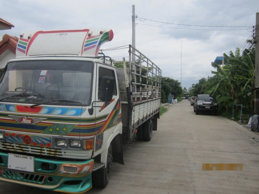 ขายด่วนๆๆ 470,000 รถหกล้อ 5.5 เมตร สภาพนางฟ้า แห้งๆ แอร์หนาว