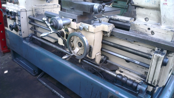 Sell> แท่นกลึง Runmaster 6 ฟุต 4 เพลา มีเบลค กลึง เกลียวมิล/นิ้ว ไม่ต้องเปลี่ยนเฟืองครับ