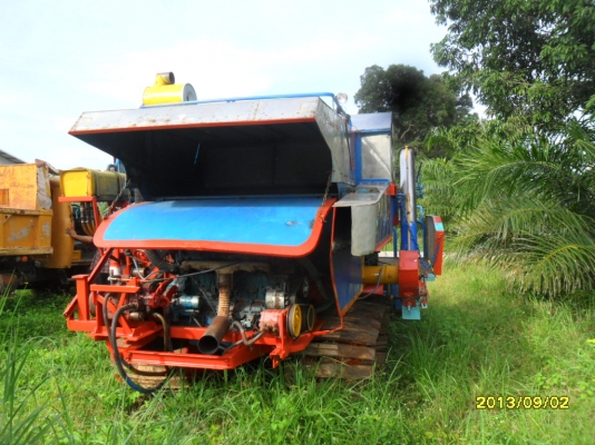 ขายรถเกี่ยวข้าววิชาญการช่าง