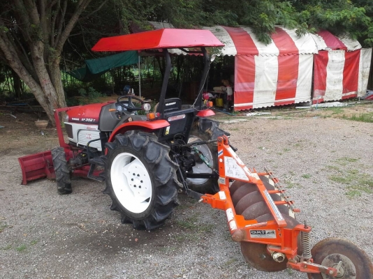 ขายรถไถยันม่า 35เเรง 600 ช.ม295000บาท อุปกรณ์4ชิ้น T 0898826886 ขายรถไถยันม่า 35เเรง 600 ช.ม295000บาท อุปกรณ์4ชิ้น T 0898826886