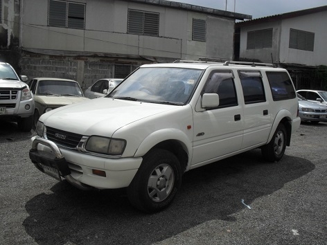 ADVENTURE รถครอบครับ จัดไฟแนนท์ให้ได้.