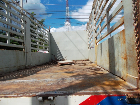 ขายด่วนรถสิบล้อudวางเครือง195แรงม้าวางหัวร๊อกกี้ ขายด่วนรถสิบล้อudวางเครือง195แรงม้าวางหัวร๊อกกี้