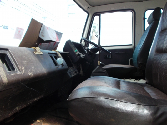 ขายด่วนรถสิบล้อudวางเครือง195แรงม้าวางหัวร๊อกกี้ ขายด่วนรถสิบล้อudวางเครือง195แรงม้าวางหัวร๊อกกี้