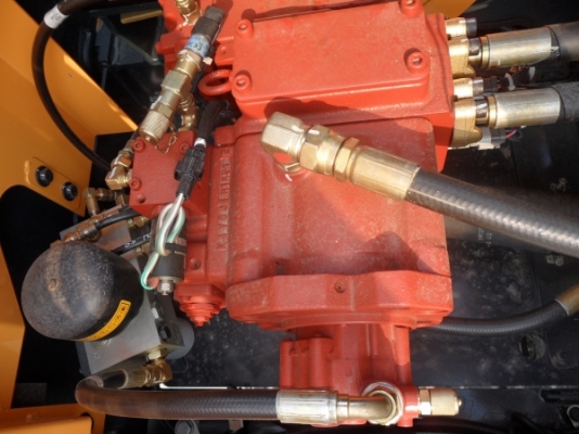 R140-LC9 รถขุดใหม่ จากเกาหลี รุ่นขายดี ทนดี ประหยัดดี ครับ