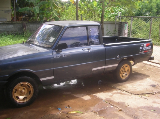 มาสด้าแคป มีแอร์ แบตใหม่ คัดชีสวย ภายในสวย ไม่ผุ บง7755หนองคายเครื่องนิ่งพร้อมสุดสุด