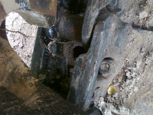 รถแบคโฮ CAT E200 B รถสวย พร้อมใช้งาน มีเล่มทะเบียน ราคาต่อรองได้.