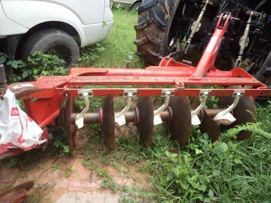 ขายรถไถTS90 2เพลาสภาพดีราคาถูกๆๆพร้อมใช้งานคับ