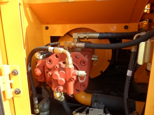 R110-7 รถขุดใหม่ จากเกาหลี รุ่นขายดี ทนดี ประหยัดดี ครับ