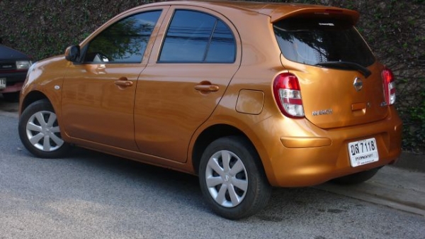 Nissan March 1.2  ปี'10 รถเดิมทั้งคัน
