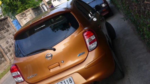 Nissan March 1.2  ปี'10 รถเดิมทั้งคัน