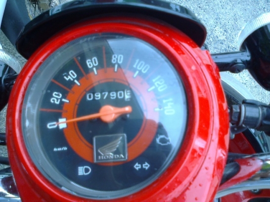 ขายแล้วค่ะ ขอบคุณพี่ส้ม ปลวกแดง Scoopy i ลิขสิทธิ์MANUแท้