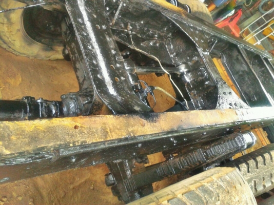 กำลังต่อ ขึ้นรถแม็โค 120 ครับ เพลาเดียว เครื่องดีคัซซีสวย กำลังต่อ ขึ้นรถแม็โค 120 ครับ เพลาเดียว เครื่องดีคัซซีสวย