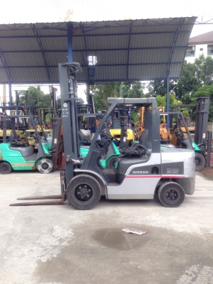 ***LOT 20/9/2556 *** NISSAN FD35 เครื่อง TD27 เสา6เมตร เกียร์ออโต้ 18xxชั่วโมง