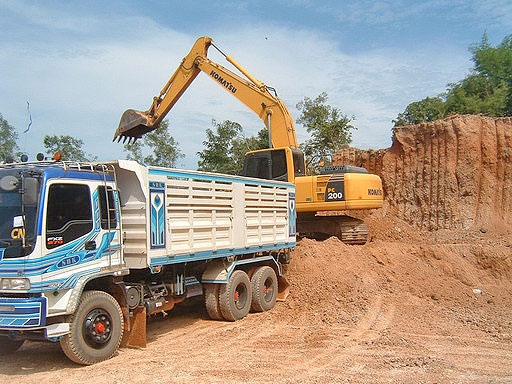 รับถมที่ดินใน จ.พิษณุโลก