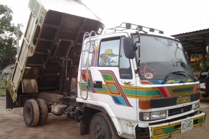 isuzu rocky ดั้ม 195 f หน้า หลัง เบรคทิฟฟี่ เพาเวอร์ รถประกอยอย่างสวยงาม