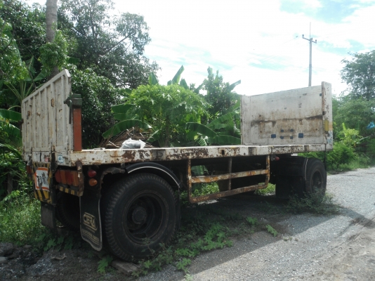 ขาย ลูกพ่วง กระบะบรรทุก แบบ ไม่มีแผงข้าง ไม่ผุ แค่สีกระเทาะ ขาย ลูกพ่วง กระบะบรรทุก แบบ ไม่มีแผงข้าง ไม่ผุ แค่สีกระเทาะ