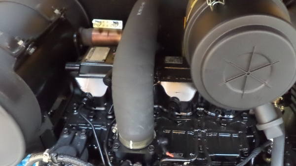 R80-7 รถขุดใหม่ จากเกาหลี รุ่นขายดี ทนดี ประหยัดดี ครับ