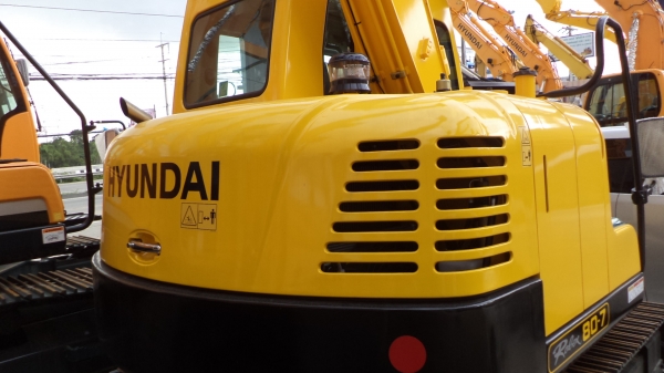 R80-7 รถขุดใหม่ จากเกาหลี รุ่นขายดี ทนดี ประหยัดดี ครับ