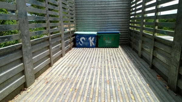 กระบะคอกสแตนเลส สวยมาก (STAINLESS STEEN) ถอดลงจาก10ล้อHINO FL1J