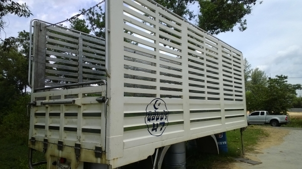 กระบะคอกสแตนเลส สวยมาก (STAINLESS STEEN) ถอดลงจาก10ล้อHINO FL1J