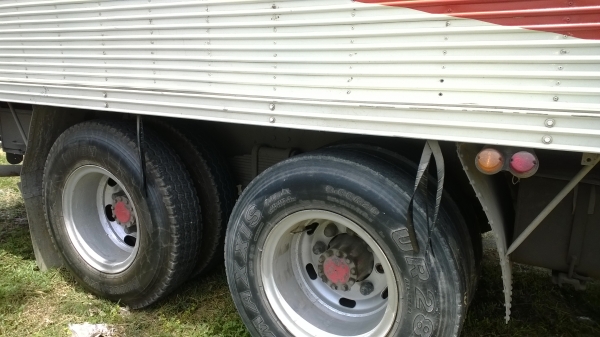 10ลัอตู้เย็น FL1J  260แรง รถสวย สภาพดี..